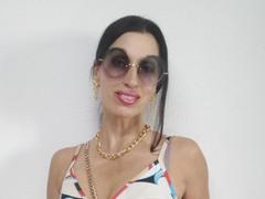 JillianPattie - female with black hair webcam at xLoveCam