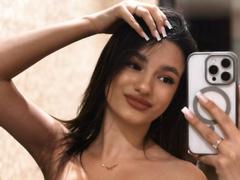 JinnyWalthers - female webcam at xLoveCam