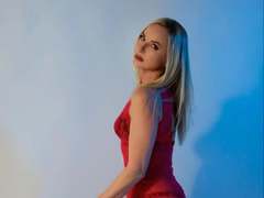 JoanaPretty-hot from xLoveCam