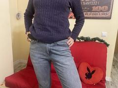 JoannaSia - female with brown hair webcam at xLoveCam