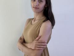 JoannaVanderheide - female with black hair webcam at xLoveCam