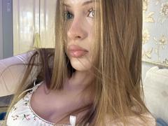 JoelleCanal - female webcam at xLoveCam