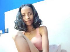 JohanneX from xLoveCam