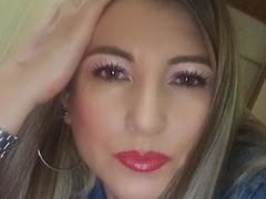 JolieMatureI from xLoveCam