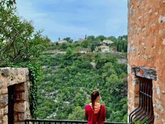 Jolie-la-xoxo-hot - female with brown hair webcam at xLoveCam