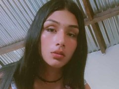 JonAhh from xLoveCam