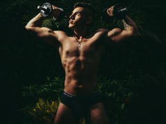 JonathanJeremiah - male webcam at LiveJasmin