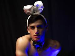 JonathanJeremiah - male webcam at LiveJasmin