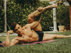 JonathanJeremiah - male webcam at LiveJasmin