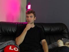 JosephBest - male webcam at xLoveCam