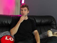 JosephBest - male webcam at xLoveCam