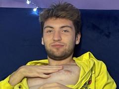JosephBest - male webcam at xLoveCam