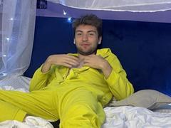 JosephBest - male webcam at xLoveCam