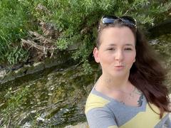 JoyDiamond-hot - female with brown hair webcam at xLoveCam
