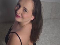 JoyDiamond-hot - female with brown hair webcam at xLoveCam