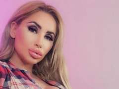JoyViper-hot - blond female webcam at xLoveCam