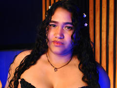 JoyceHill - female with brown hair and  big tits webcam at xLoveCam