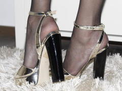 xxDaniellexx - female with brown hair and  big tits webcam at LiveJasmin