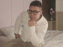 JuanAndSofia - couple webcam at xLoveCam