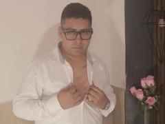 JuanAndSofia - couple webcam at xLoveCam