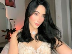 JuanaFox from xLoveCam