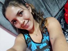 JuaniiSmiler - female webcam at xLoveCam