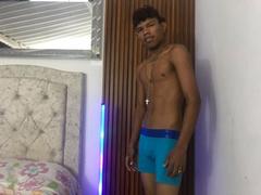 JuanmHata - male webcam at xLoveCam