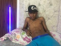 JuanmHata - male webcam at xLoveCam