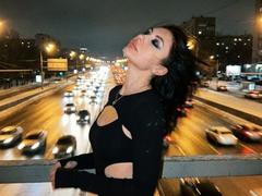 JudyGoyal - female with black hair webcam at xLoveCam