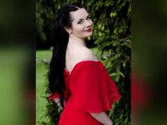 JudyLaVida - female with brown hair and  small tits webcam at ImLive