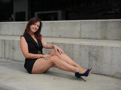 JuicyBuns-hot from xLoveCam