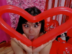 JuicyFresa from xLoveCam