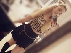 JuicyJane-hot - blond female webcam at xLoveCam