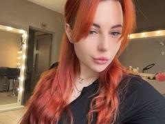 JuicyJoyce - female webcam at xLoveCam