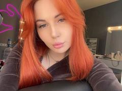 JuicyJoyce - female webcam at xLoveCam