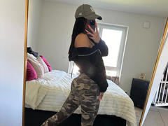 JuicyPeachy-hot - female with black hair webcam at xLoveCam