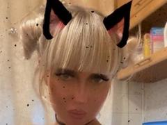 JuliaAnnaSimbalove - blond female webcam at ImLive