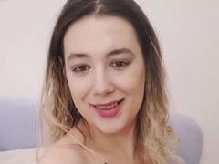 JuliaHuntsX - blond female webcam at ImLive