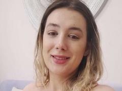 JuliaHuntsX - blond female webcam at ImLive