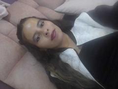 JuliaWaine - female with black hair webcam at LiveJasmin