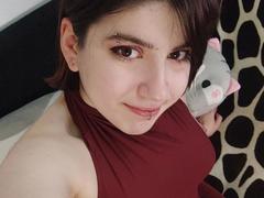 Julialooove-hot from xLoveCam