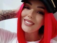 JulianaHotX - blond female with  small tits webcam at xLoveCam