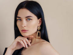 JulianaJohnson - female with black hair webcam at LiveJasmin