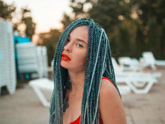 JulianaJohnson - female with black hair webcam at LiveJasmin