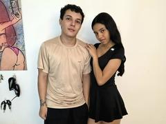 JulianaAndRoberto - couple webcam at LiveJasmin