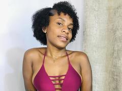 JulianahMagik - female webcam at xLoveCam