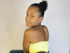 JulianahMagik - female webcam at xLoveCam