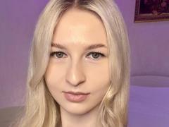 JulieBlaze - blond female with  big tits webcam at xLoveCam