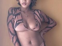 JulieHottest - female webcam at xLoveCam