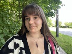 JulieTease - female with brown hair and  small tits webcam at xLoveCam